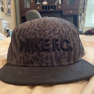 NIKE F.C SNAP BACK HAT